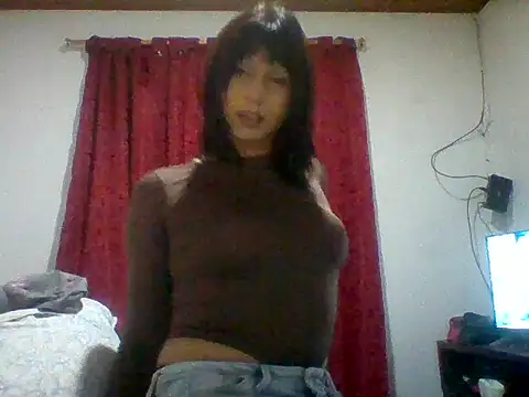 lucyscay  online show from 11, 4, 2026