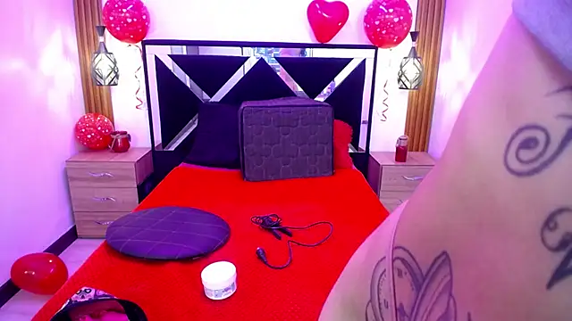 FRANCESCA LOVE  online show from 22, 2, 2026