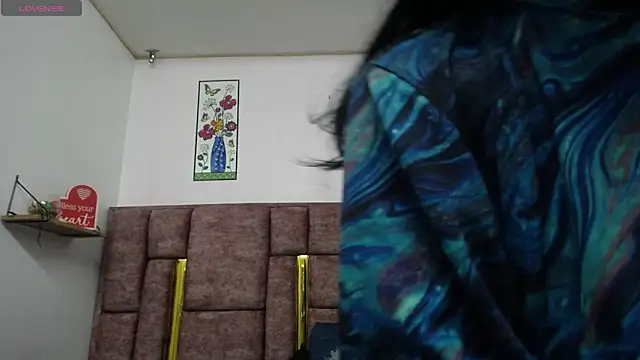 Snapshot of FRANCESCA_LOVE_ chatting on 24, 4, 2026 FRANCESCA LOVE online show from 24, 4, 2026