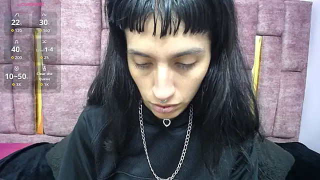 FRANCESCA LOVE  online show from 11, 4, 2026