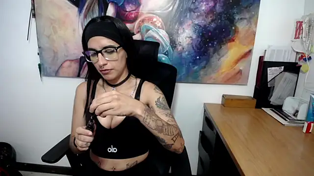Snapshot of FRANCESCA_LOVE_ chatting on 27, 5, 2026 FRANCESCA LOVE online show from 27, 5, 2026
