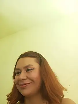 Milf Luna  online show from 12, 6, 2026