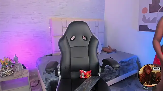 naina deivis33 online show from 31, 3, 2026