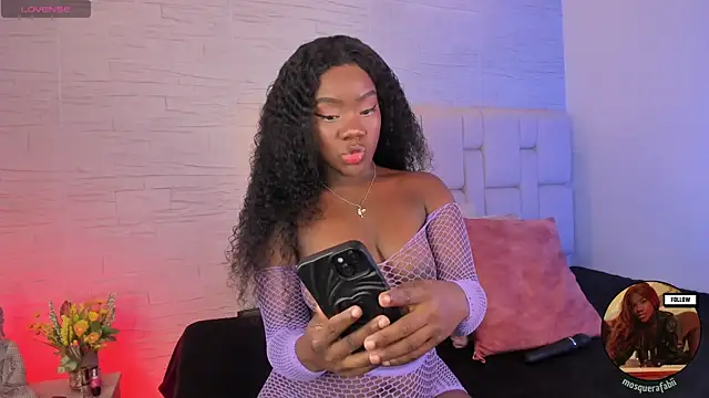 naina deivis33 online show from 16, 4, 2026