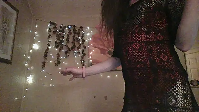 Snapshot of sillymillie4 chatting on 29, 5, 2026 sillymillie4 online show from 29, 5, 2026