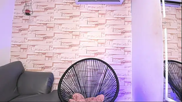 akira shaunk online show from 5, 4, 2026