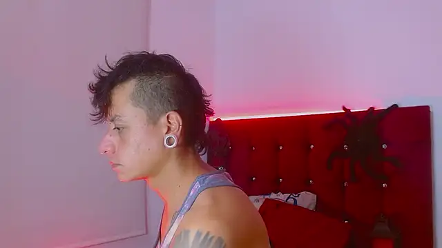 SkinnyDevil12 online show from 9, 3, 2026