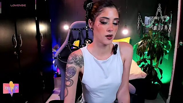 AmeliaNaughty  online show from 25, 3, 2026