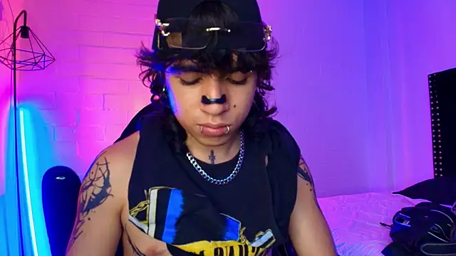 Axell Kussh online show from 27, 3, 2026