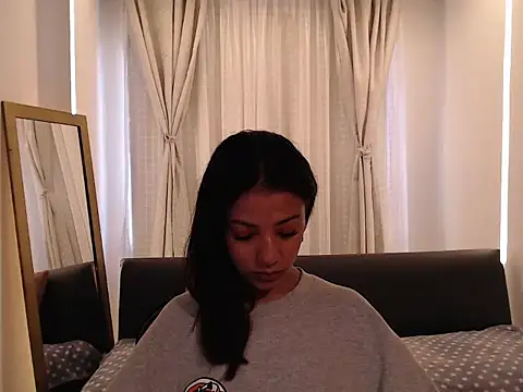 Snapshot of Scarleet_miaa chatting on 9, 6, 2026 Scarleet miaa online show from 9, 6, 2026