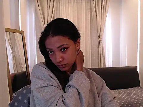 Snapshot of Scarleet_miaa chatting on 10, 6, 2026 Scarleet miaa online show from 10, 6, 2026