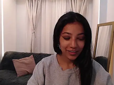 Snapshot of Scarleet_miaa chatting on 14, 5, 2026 Scarleet miaa online show from 14, 5, 2026