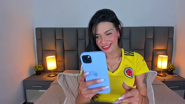 NataliaCollinslim online show from 28, 6, 2026