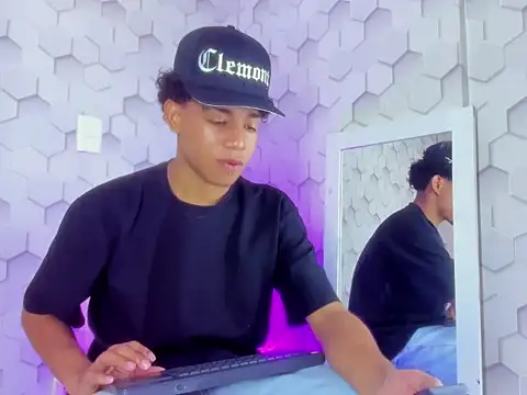 777 dmz  online show from 10, 2, 2026