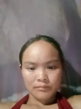 Snapshot of Luminana chatting on 4, 7, 2026 Luminana online show from 4, 7, 2026