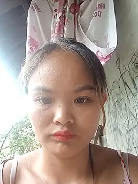 Snapshot of Luminana chatting on 16, 7, 2026 Luminana online show from 16, 7, 2026
