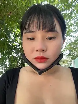 Lewd couple online show from 18, 4, 2026