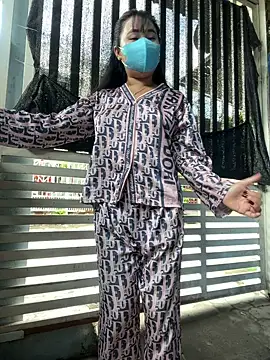 Lewd couple online show from 27, 2, 2026