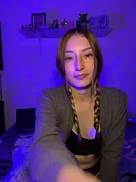 Lis peach online show from 4, 3, 2026