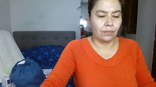 Karo sexy online show from 1, 11, 2025