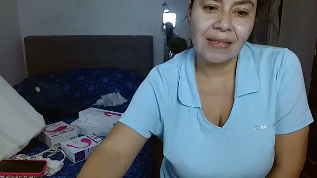 Snapshot of Karo_sexy chatting on 27, 10, 2025 Karo sexy online show from 27, 10, 2025