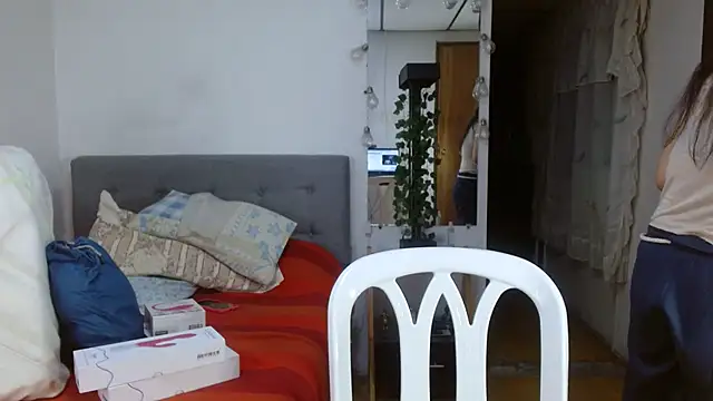 Karo sexy online show from 6, 2, 2026