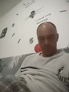 Snapshot of circott chatting on 13, 3, 2026 circott online show from 13, 3, 2026