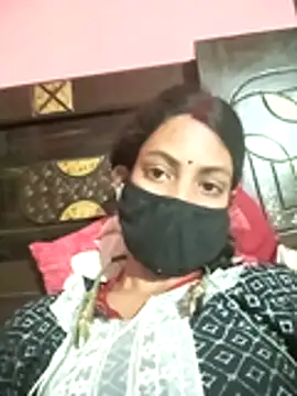 BIG QWEEN NO1 online show from 6, 4, 2026