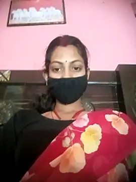 BIG QWEEN NO1 online show from 6, 3, 2026