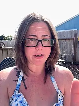 Naomi Blaire online show from 29, 4, 2026