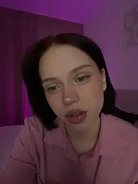  luna fox  online show from 12, 2, 2026