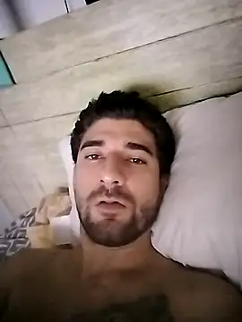 Camilo696903 online show from 24, 2, 2026