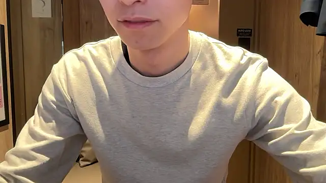 Snapshot of taro_taro45 chatting on 3, 4, 2026 taro taro45 online show from 3, 4, 2026