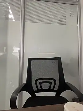 Emily Harpeer online show from 30, 3, 2026