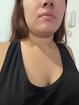 Emily Harpeer online show from 5, 4, 2026