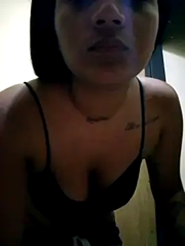 Snapshot of Zoe_Renata chatting on 3, 5, 2026 Zoe Renata online show from 3, 5, 2026