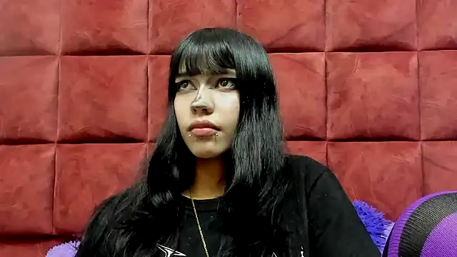 DAKOTALUCIFENA online show from 5, 3, 2026