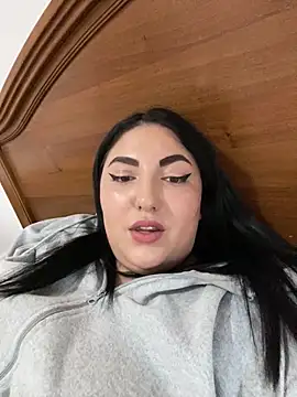 Snapshot of Amber_Sinn chatting on 18, 6, 2026 Amber Sinn online show from 18, 6, 2026