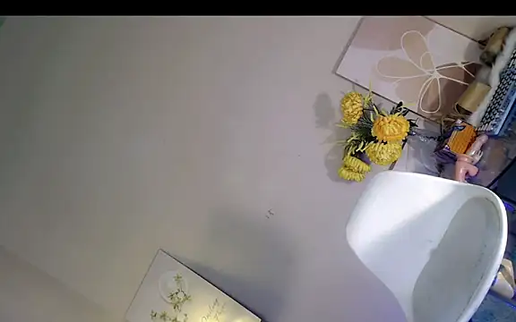 BitchWithTaste online show from 10, 4, 2026