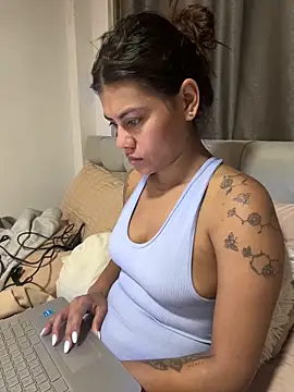 Snapshot of RachelWeisz_ chatting on 26, 5, 2026 RachelWeisz online show from 26, 5, 2026