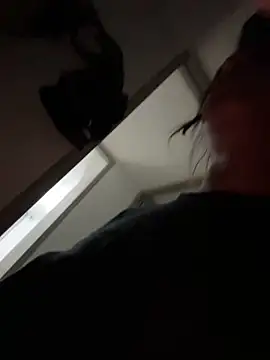 RachelWeisz  online show from 1, 4, 2026