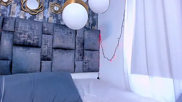 MiiaTauro online show from 12, 3, 2026