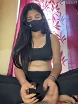 Cutedesigirl online show from 11, 4, 2026