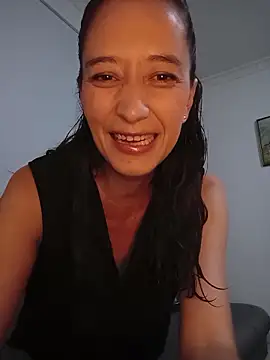 Aurabloom 1 online show from 5, 4, 2026