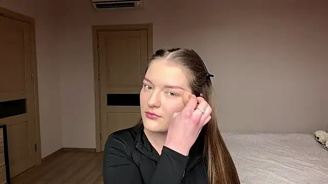 Milayouknow online show from 10, 4, 2026