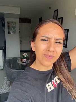 olivia velvett online show from 6, 3, 2026