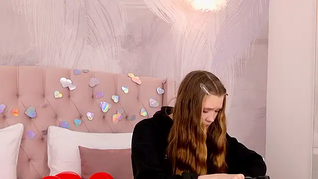 StacyHicks online show from 14, 2, 2026