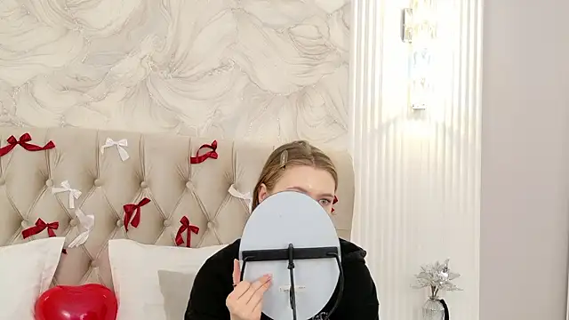 StacyHicks online show from 12, 2, 2026