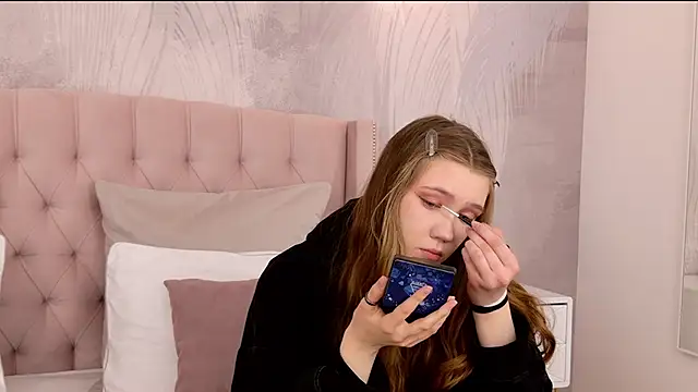 StacyHicks online show from 8, 3, 2026