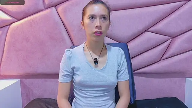 kimberlypink  online show from 14, 2, 2026